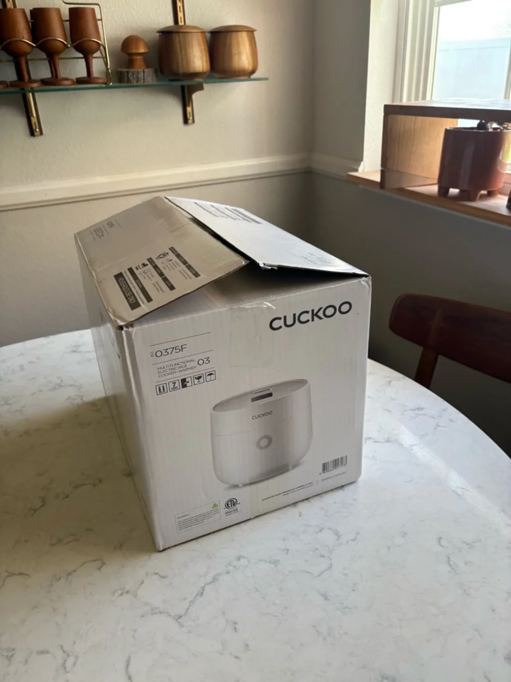 Cuckoo compact white